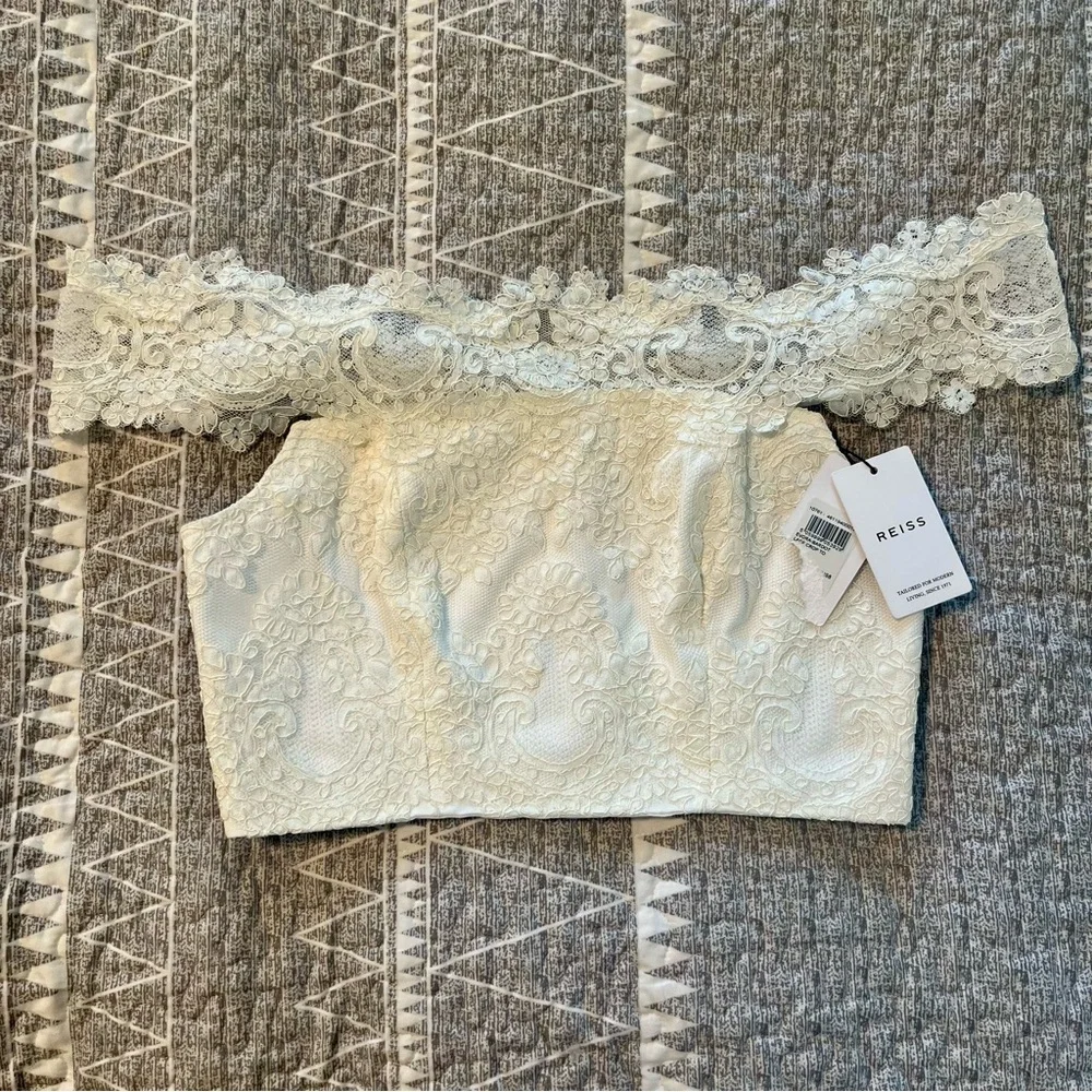 Reiss Evora Bardot Lace Off Shoulder Crop Top White NWT Size 8 Bridal - Picture 2 of 11